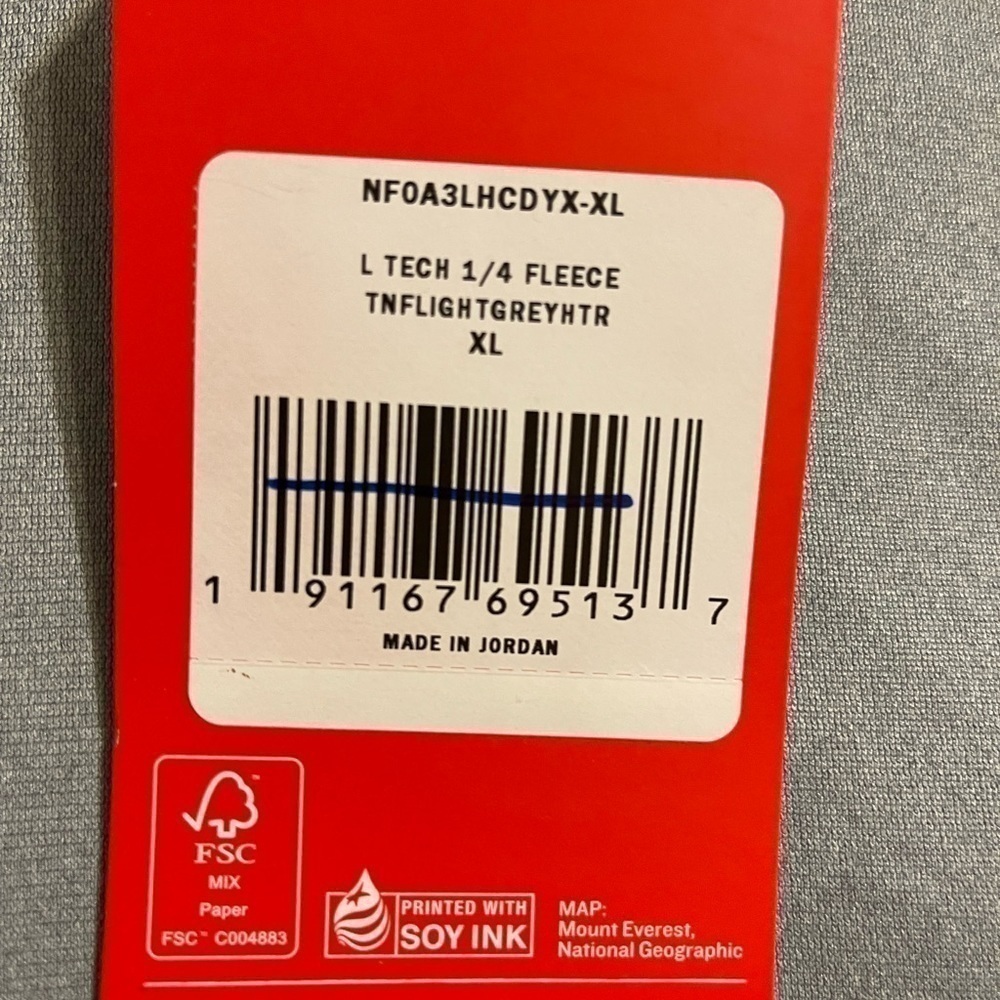 NWT Women’s THE NORTH FACE L Tech 1/4 Zip Fleece Jacket Yale Logo - Picture 6 of 6